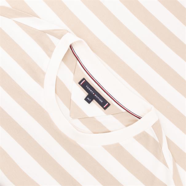 TOMMY HILFIGER T-Shirt mit Brusttasche weiß